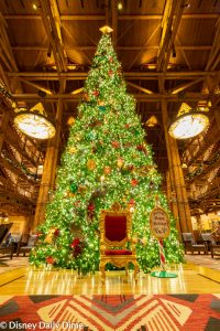 Wilderness Lodge at Christmas | Disney Daily Dime