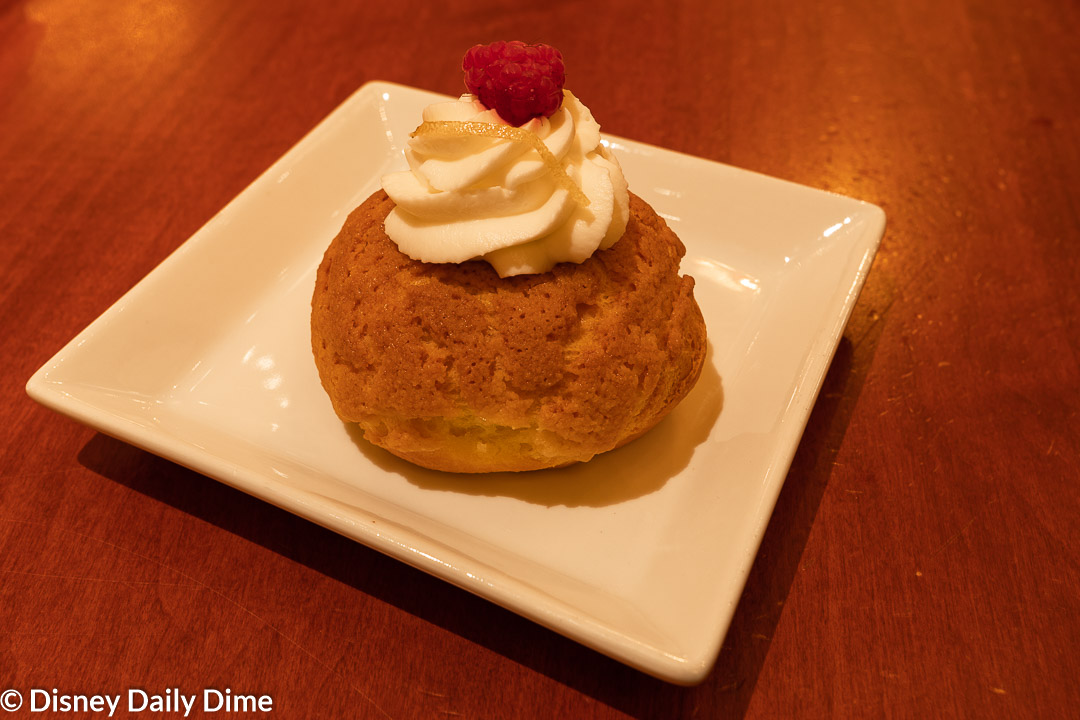 Disney Baking - BE OUR GUEST Lemon Cupcakes 