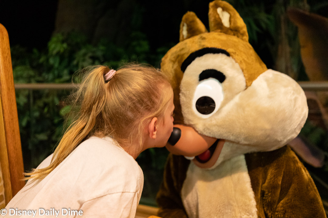 Chip nuzzles up with Elsa during our Garden Grill dinner review.