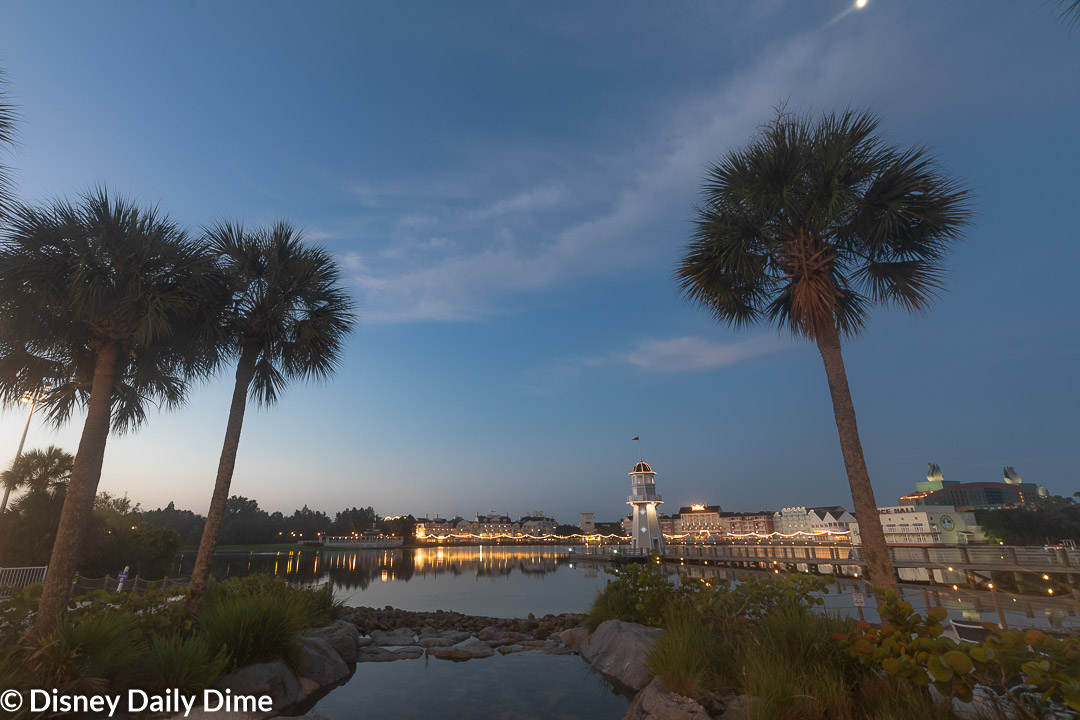 when did disney's yacht and beach club open