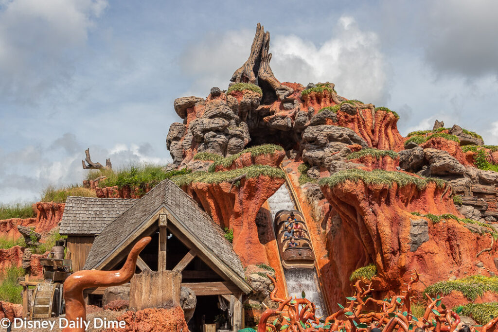 Guide to Frontierland at Disney World's Magic Kingdom | Disney Daily Dime