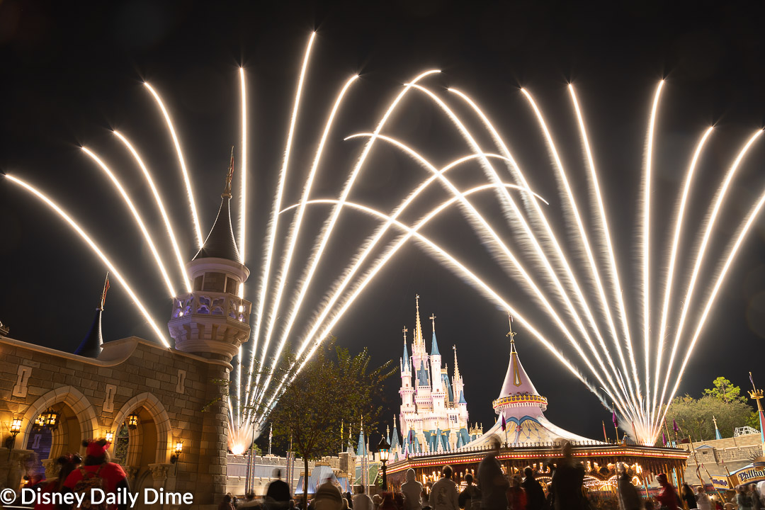 cinderella castle disney world fireworks